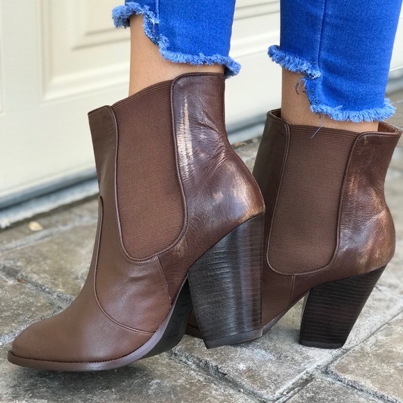 NIB Cognac Leather Block Heel Pointed Ankle Boots - Picture 4 of 6